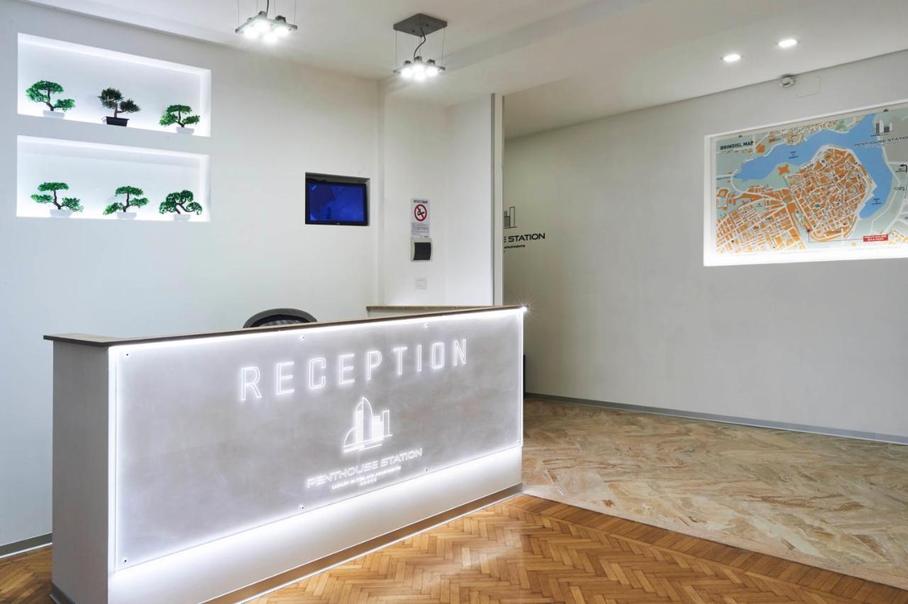 Penthouse Station Luxury Suites & Apartment Brindisi Luaran gambar