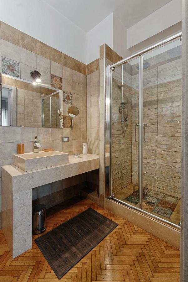 Penthouse Station Luxury Suites & Apartment Brindisi Luaran gambar