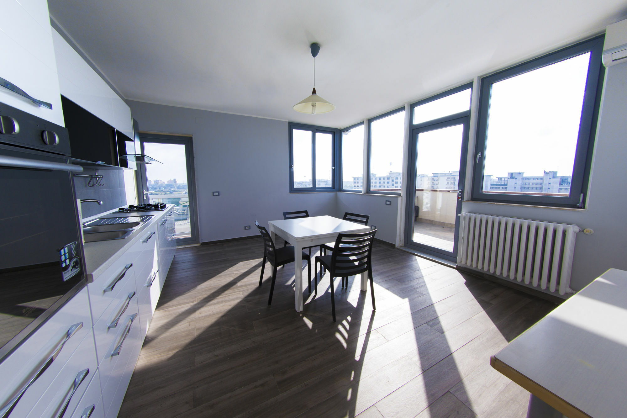 Penthouse Station Luxury Suites & Apartment Brindisi Luaran gambar