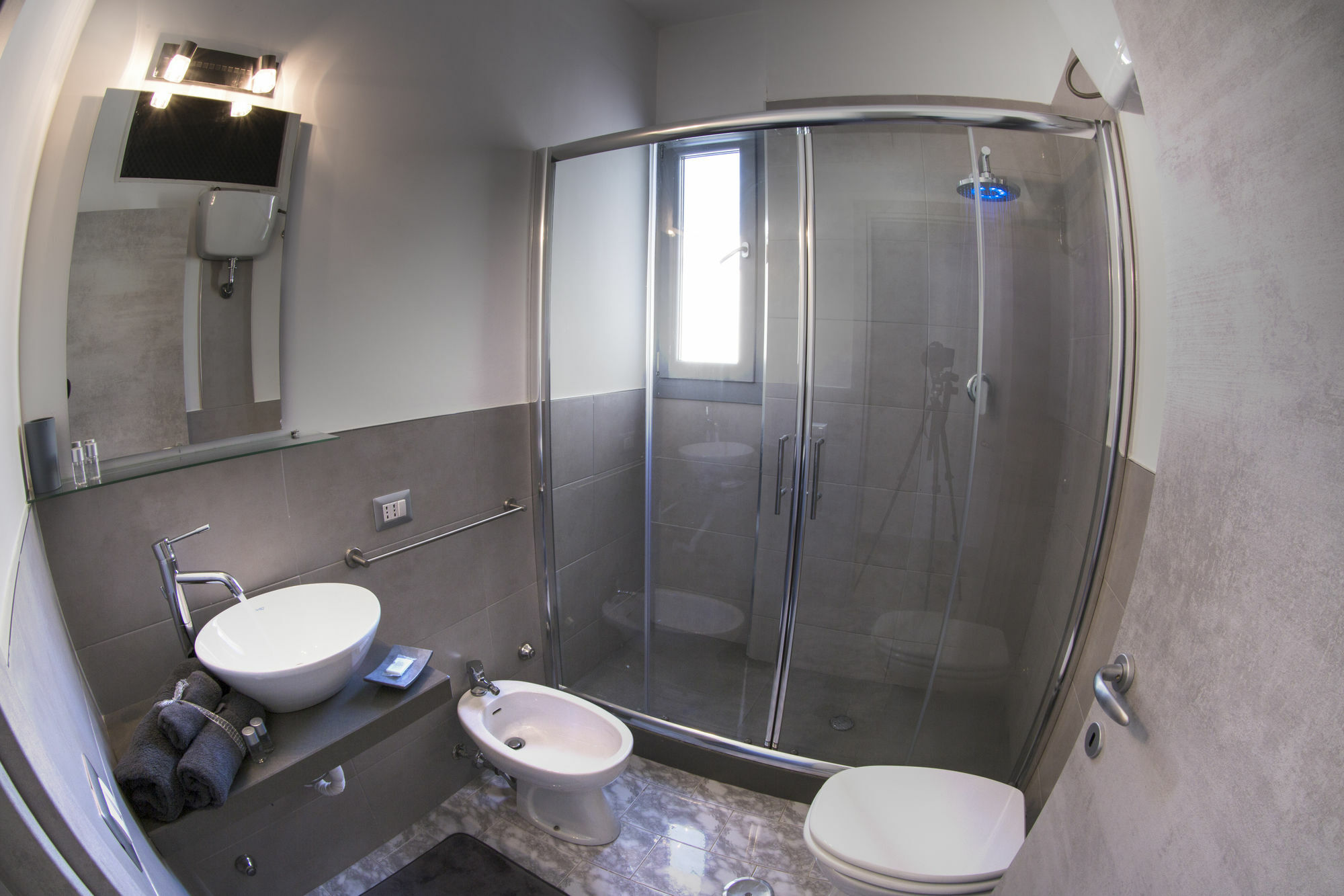 Penthouse Station Luxury Suites & Apartment Brindisi Luaran gambar