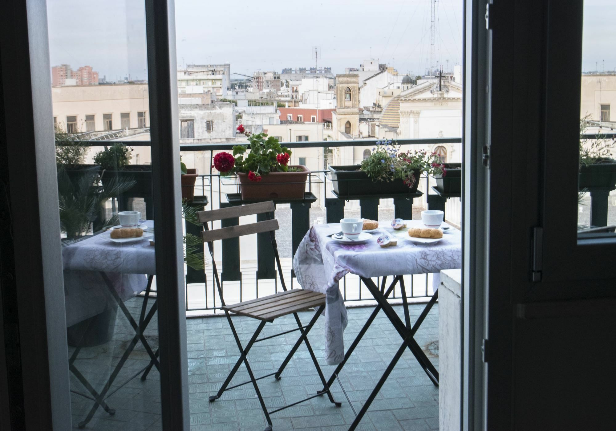 Penthouse Station Luxury Suites & Apartment Brindisi Luaran gambar