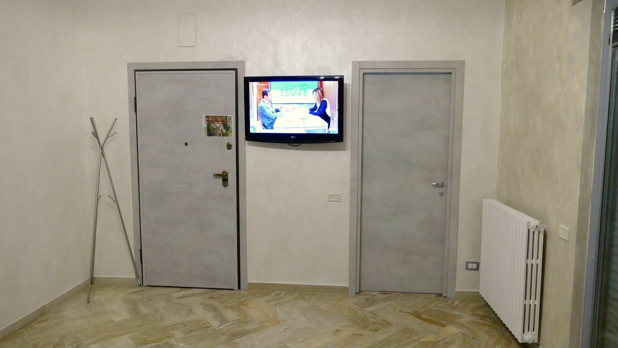 Penthouse Station Luxury Suites & Apartment Brindisi Luaran gambar