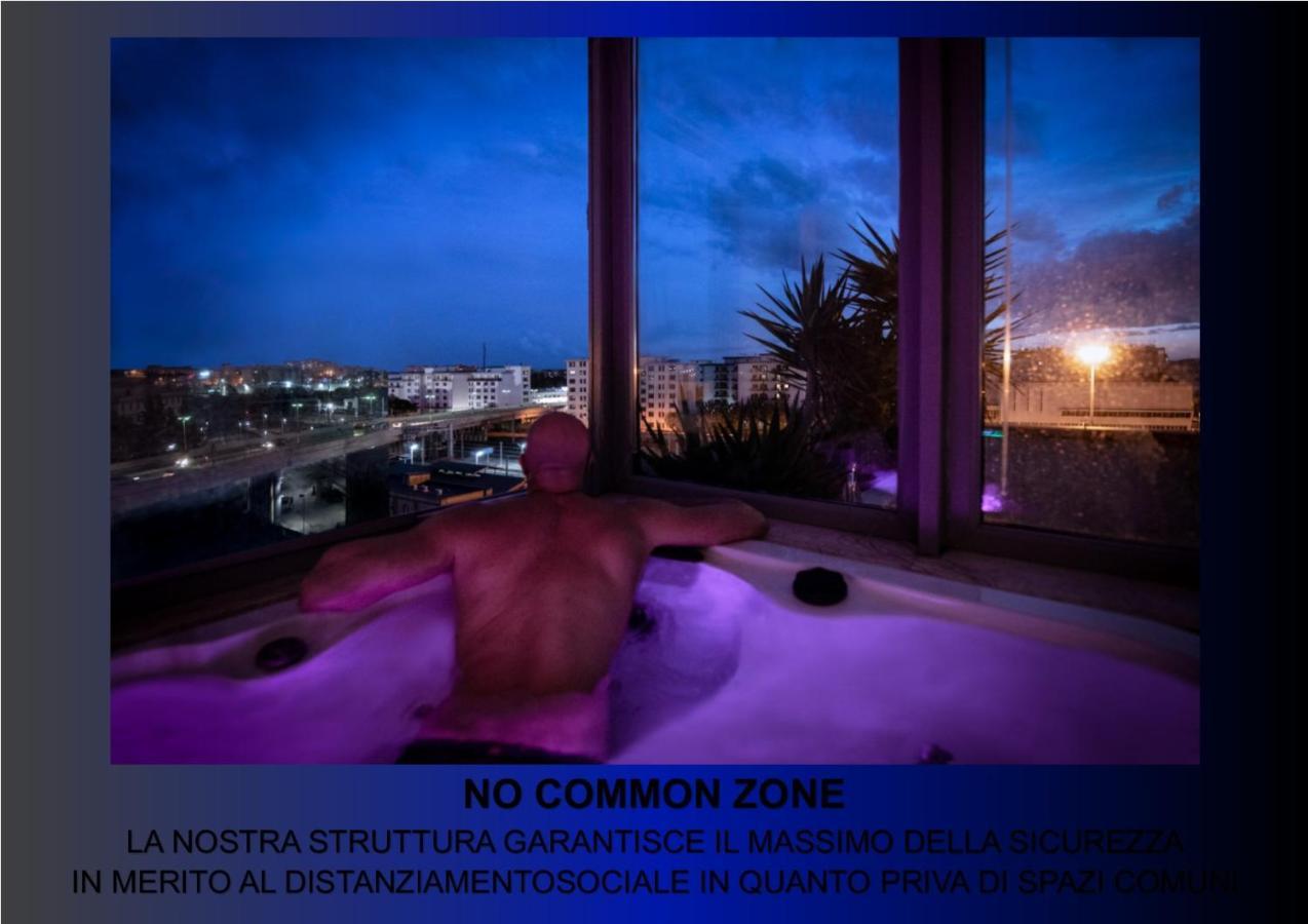 Penthouse Station Luxury Suites & Apartment Brindisi Luaran gambar